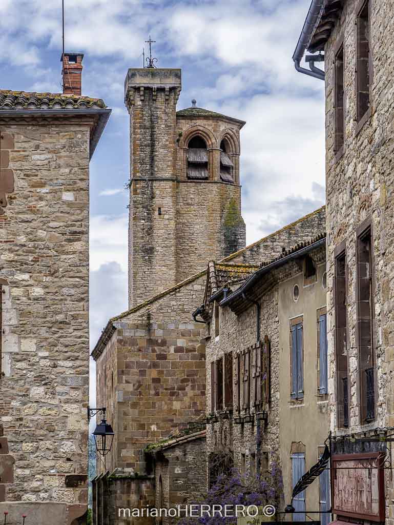 Cordes sur Ciel calles medievales ruta cátara