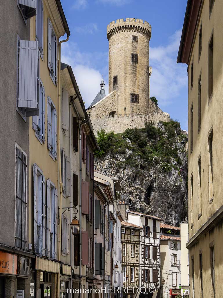 castillo de Foix pueblo medieval ruta cátara