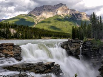 Qué ver y visitar en Canadá. Montañas Rocosas. Parque Nacional de Jasper. Cataratas de Athabasca
